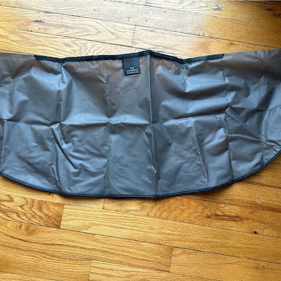 Handbag Raincoat - Picture 6 of 6